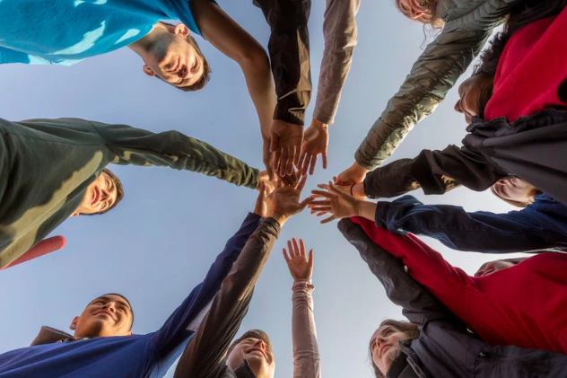 Why Escape Rooms Are a Great Teamwork Training for Students and University Students?