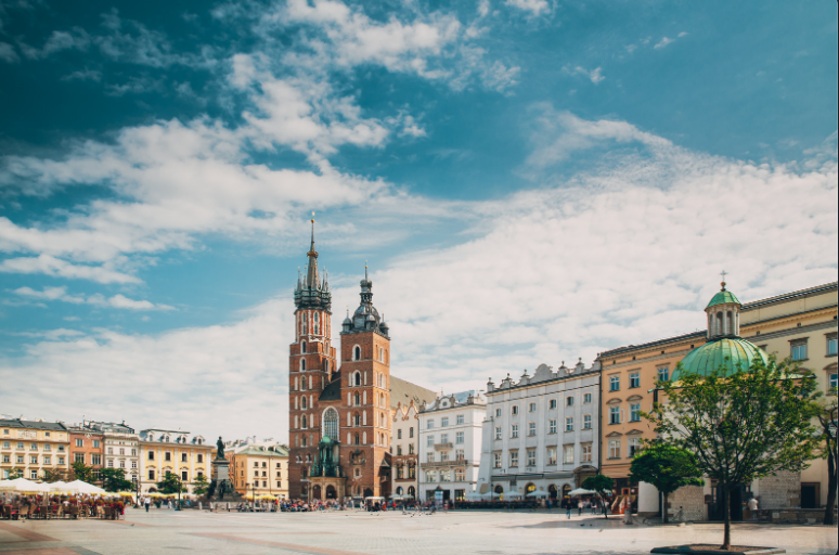 Wycieczka szkolna do&nbsp;Krakowa – jak zachęcić uczniów do&nbsp;nauki w&nbsp;formie zabawy?